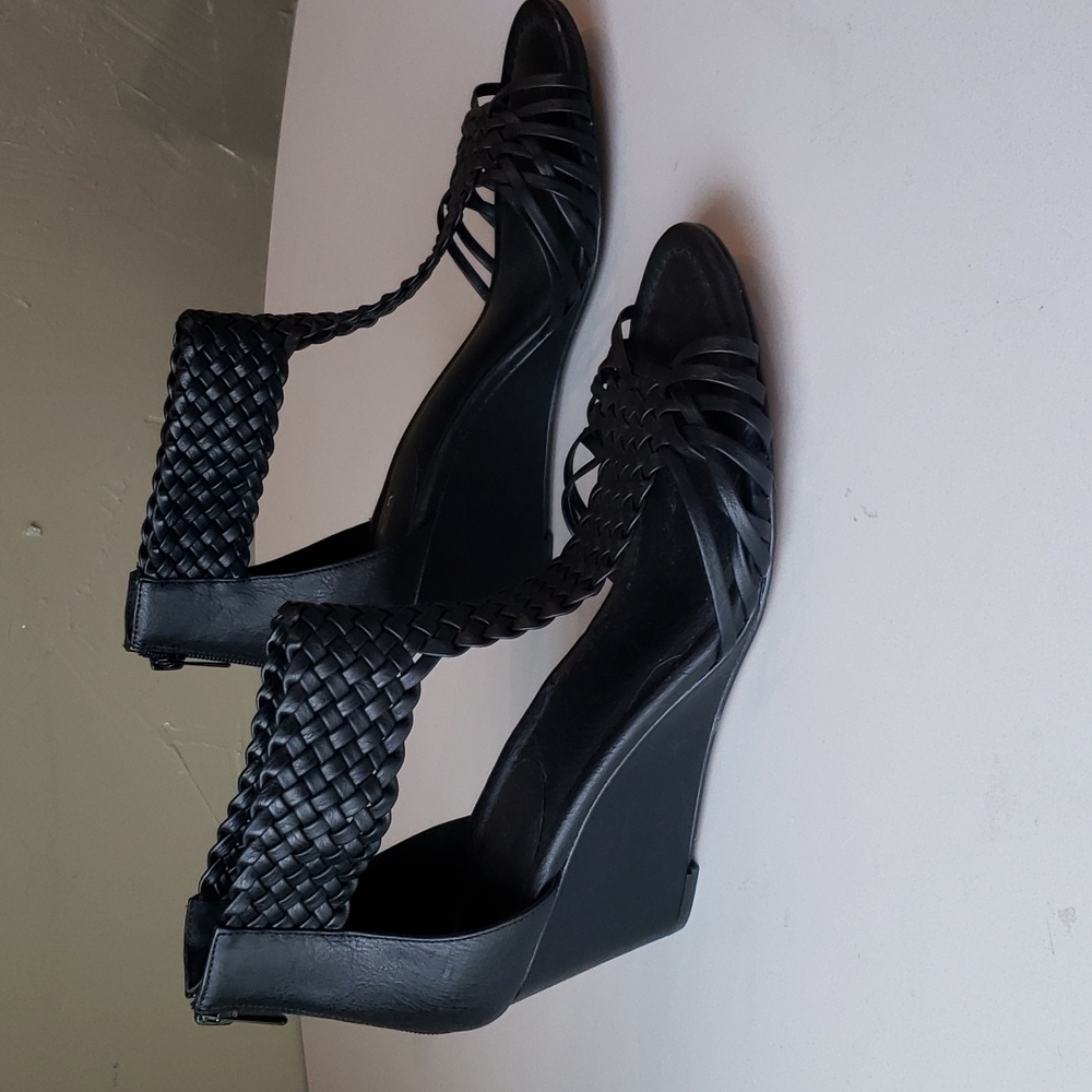 NWT Torrid wedge sandals